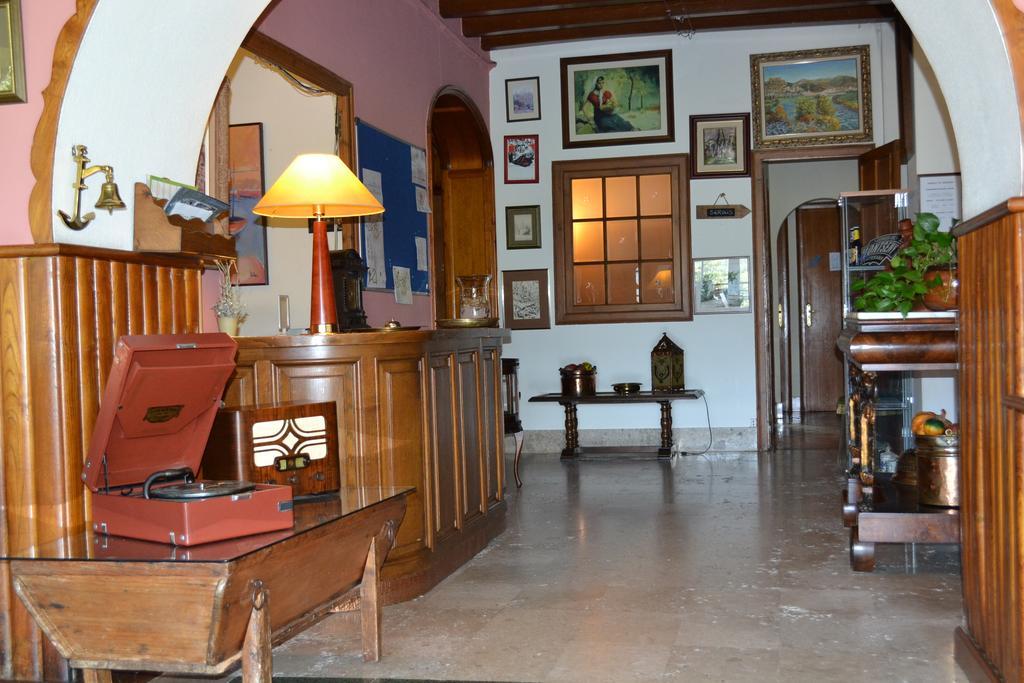Hostal De La Gloria Viladrau Exteriör bild