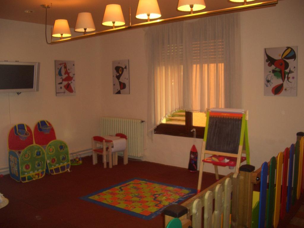Hostal De La Gloria Viladrau Exteriör bild