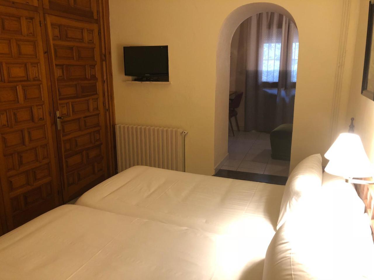 Hostal De La Gloria Viladrau Exteriör bild